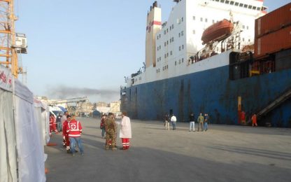 Palermo, al porto i 785 migranti soccorsi al largo della Libia
