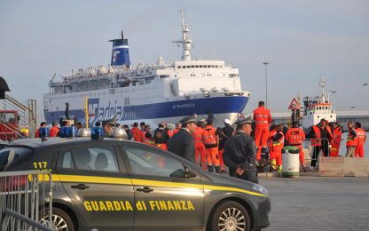 Incendio su un traghetto Bari-Durazzo: nessun ferito