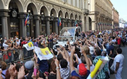 Il Papa a Torino: vicino a disoccupati e precari