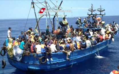 Migranti, soccorse 4.400 persone nel Canale di Sicilia