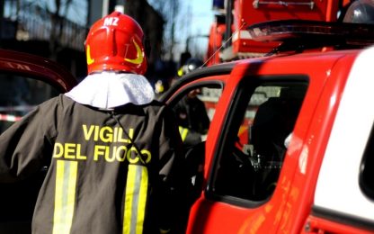 Salerno, esplode una bombola del gas: un morto e tre feriti