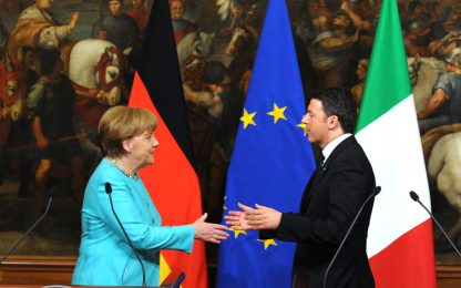 Migranti, vertice a Roma Merkel-Renzi: "No alla chiusura dei confini"