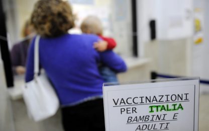 Vaccini, l’Ordine dei medici: chi li sconsiglia rischia la radiazione