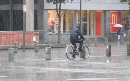 Maltempo, pioggia da Nord a Sud: in Liguria chiuse molte scuole