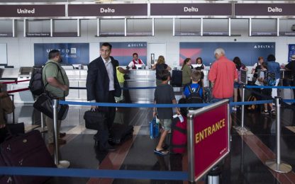 Delta Airlines, altri 300 voli cancellati nella giornata di martedì