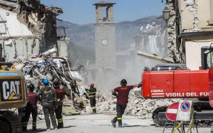 Terremoto, estratti due corpi dall'hotel Roma: le vittime sono 292