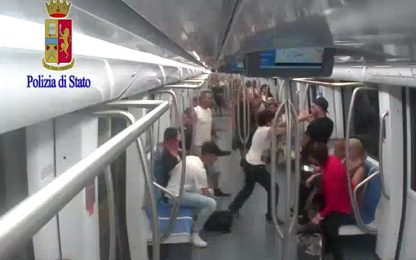 Pestaggio nella metro a Roma, arrestato un terzo uomo