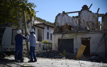 Nuovi crolli dopo la scossa di 4.8. Sono 22mila le persone assistite