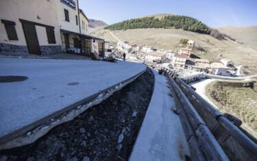 Terremoto, i dati Cnr-Ingv: suolo deformato per 130 km