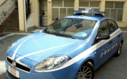 Palermo, blitz della polizia contro la mafia nigeriana: 17 fermi