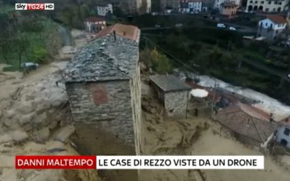Danni dopo il maltempo, le case di Rezzo viste da un drone: VIDEO
