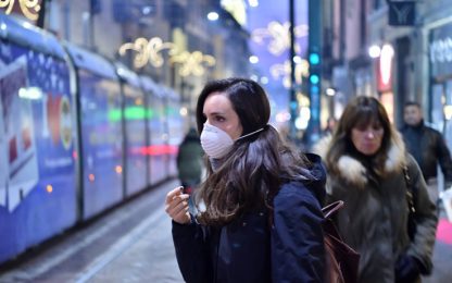 Smog: stop parziale auto a Milano, domenica ecologica a Roma