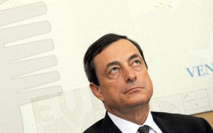 Bce ferma, ma i mercati promuovono Draghi