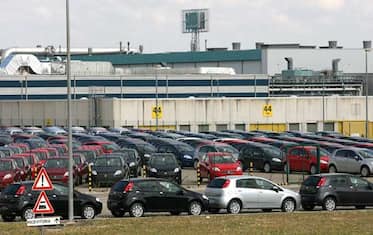 Fiat, bene le immatricolazioni ma gli ordini calano del 50%