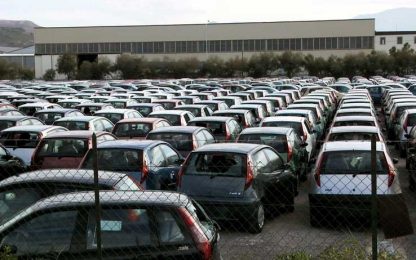 Crolla il mercato delle auto in Italia: a luglio, -26%