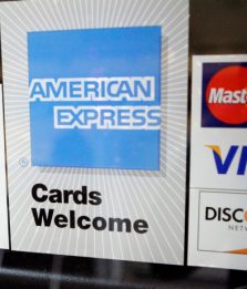 Dal 12 aprile stop alle nuove carte American Express