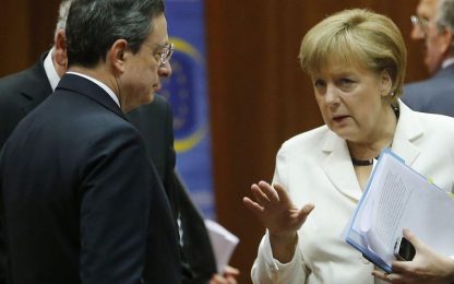 Falchi tedeschi all'attacco di Draghi e Merkel