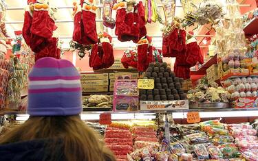 Natale 2012, -15% di spese: regali contati e meno alberi