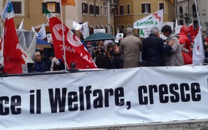 Welfare, la Cgil: "In 5 anni tagliato il 75% delle risorse"
