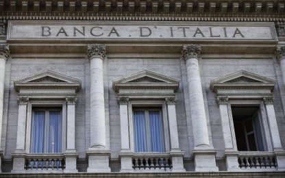 Bankitalia: "Reddito insufficiente per due famiglie su tre"