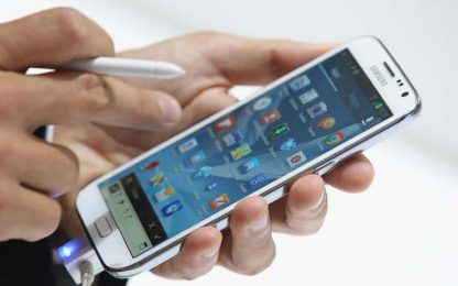 Usa, guerra dei brevetti: Apple batte Samsung