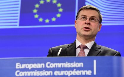 Ue, Dombrovskis: "Per Italia possibile margine deficit 2016"
