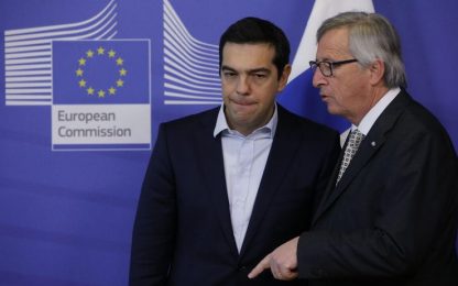 Grecia, Juncker: "C'è ancora da fare , ma resterà nell'Euro"