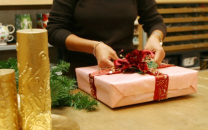 Natale, Coldiretti: scartati regali per 5,6 miliardi di euro