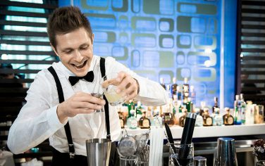 GettyImages-barman