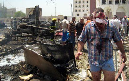 Attentato suicida in Iraq: 60 tra morti e feriti