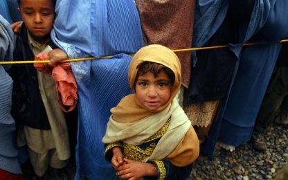 Afghanistan, talebani “giustiziano” bambino spia