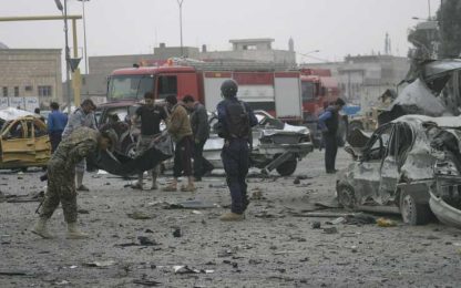 Attacchi multipli in Iraq, decine di morti