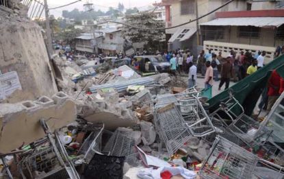 Haiti: i momenti drammatici subito dopo la scossa. Il video