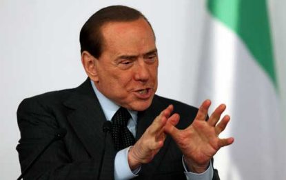 Berlusconi: "Spero in forti sanzioni per l'Iran"