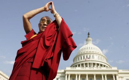 Obama sfida la Cina: oggi l’incontro con il Dalai Lama