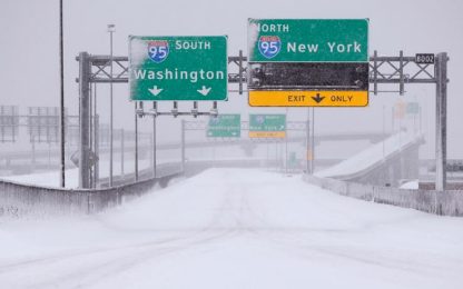 Maltempo: negli Usa la peggiore tempesta di neve dal 1922