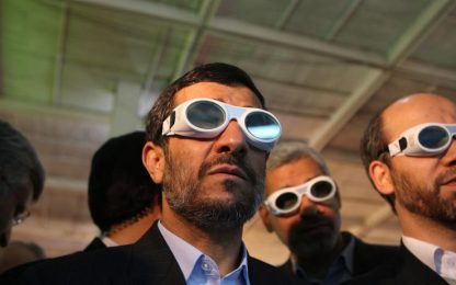 Nucleare iraniano, Ahmadinejad: “Non ci fermerete”