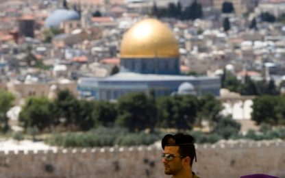 Gerusalemme, scontri per la nuova sinagoga