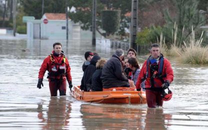 Maltempo, in Francia decine di morti per tempesta Xynthia
