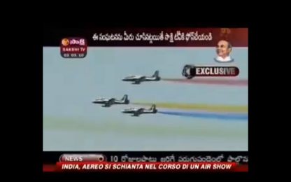 India, velivolo si schianta nel corso di un air show
