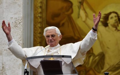 Benedetto XVI ai sacerdoti: "Siate come angeli"