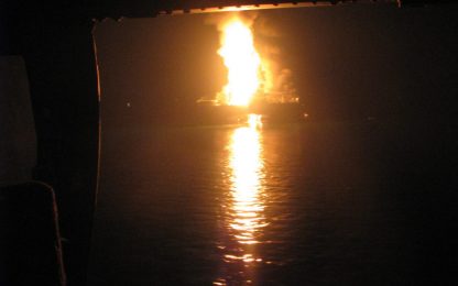 Usa, esplode piattaforma petrolifera. Si cercano i dispersi