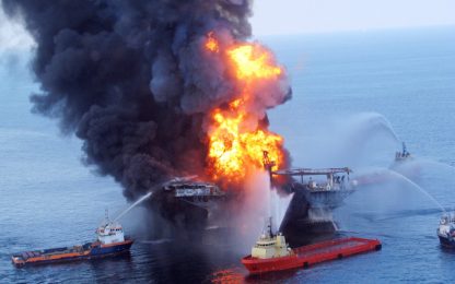 Esplosione Louisiana, Greenpeace: "Disastro ambientale"