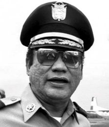 Estradato in Francia l'ex dittatore di Panama Manuel Noriega