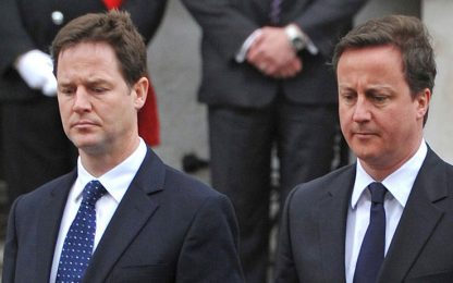 Gran Bretagna: Nick Clegg diviso tra Tory e Laburisti