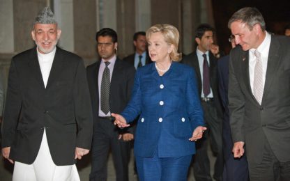 Afghanistan, Clinton: “Dal 2011 l’inizio di una nuova fase"