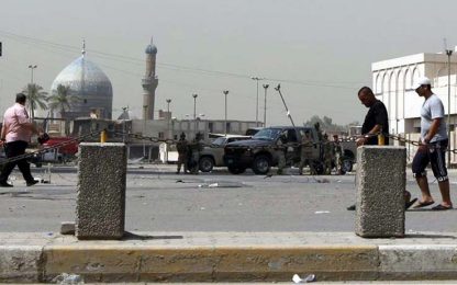 Iraq, attacco suicida contro le reclute
