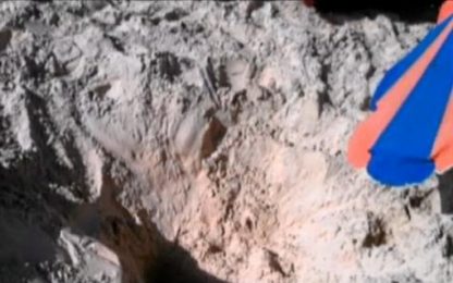 Canarie, morto il bambino sepolto dalla sabbia