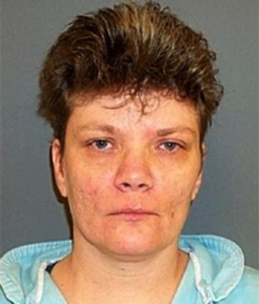epa02337521 Undated file photo of Teresa Lewis, provided by the Virginia Department of Corrections in Troy, Virginia, USA, on 15 September 2010, who is scheduled on 23 September 2010 to be the first female from Virginia to be executed by the state in nearly 100 years. Lewis was convicted in 2002 for plotting to kill her husband and stepson to collect $US 350,000 in life insurance.  EPA/VIRGINIA DEPARTMENT OF CORRECTIONS EDITORIAL USE ONLY