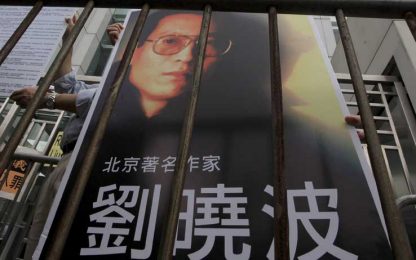Il Nobel per la Pace a Liu Xiaobo. La Cina: "Un'oscenità"